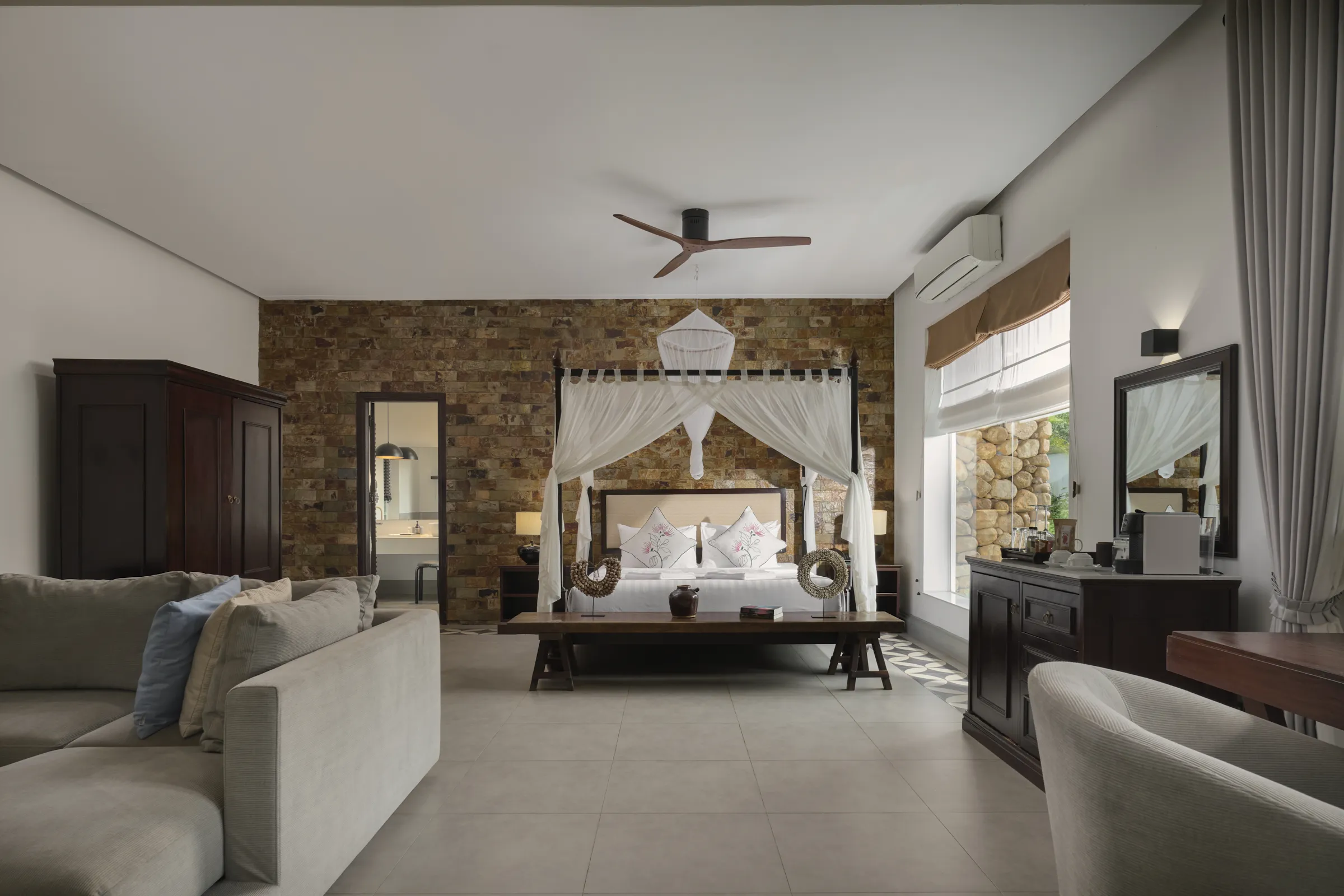 Junior Suite Luxury rooms in Kep